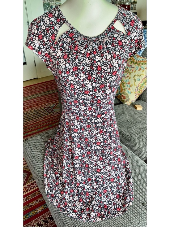 MICHAEL Michael Kors Dresses & Skirts - Michael Michael Kors Sht-slv Floral Print Knee-length Dress, Sz S
